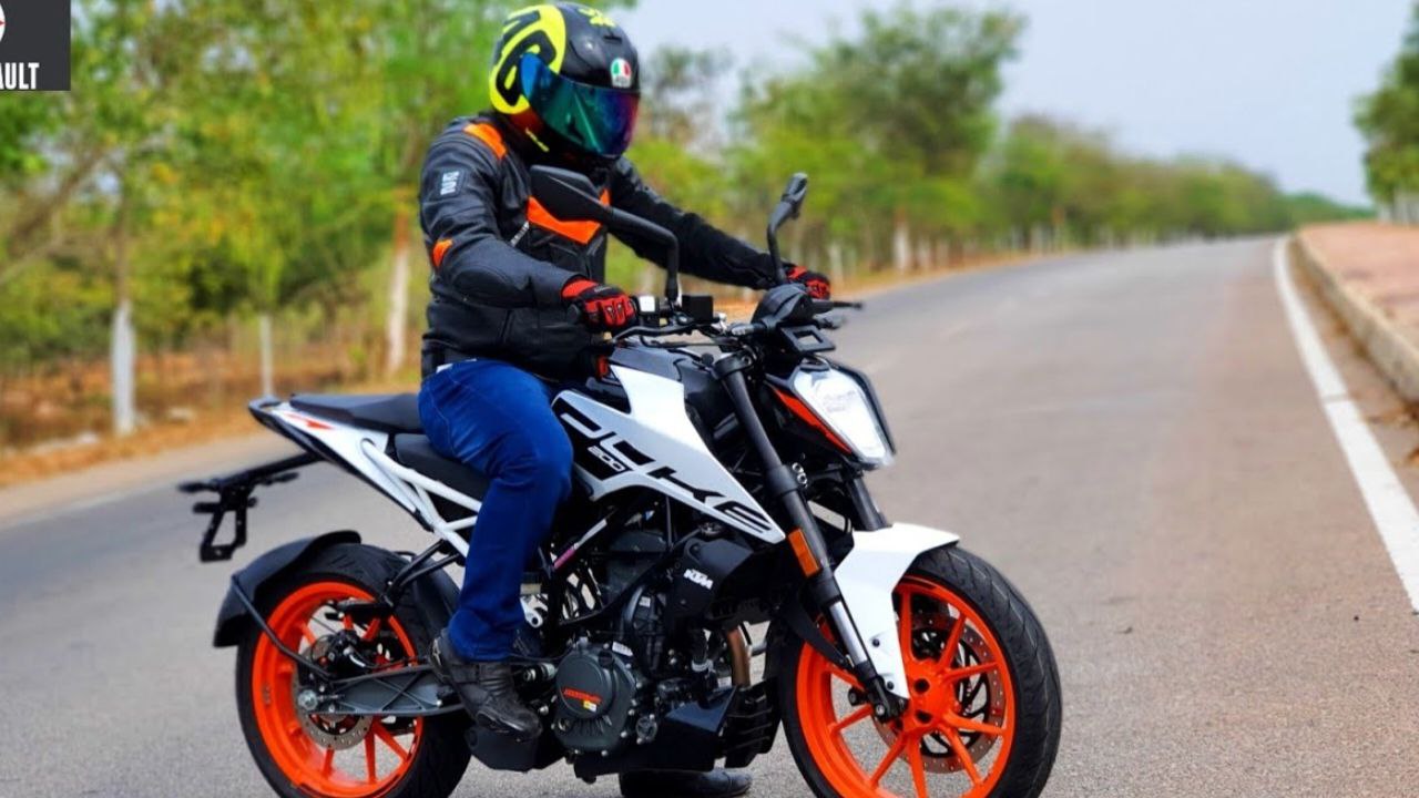KTM Duke 200: दमदार स्पोर्ट्स बाइक, जबरदस्त परफॉर्मेंस