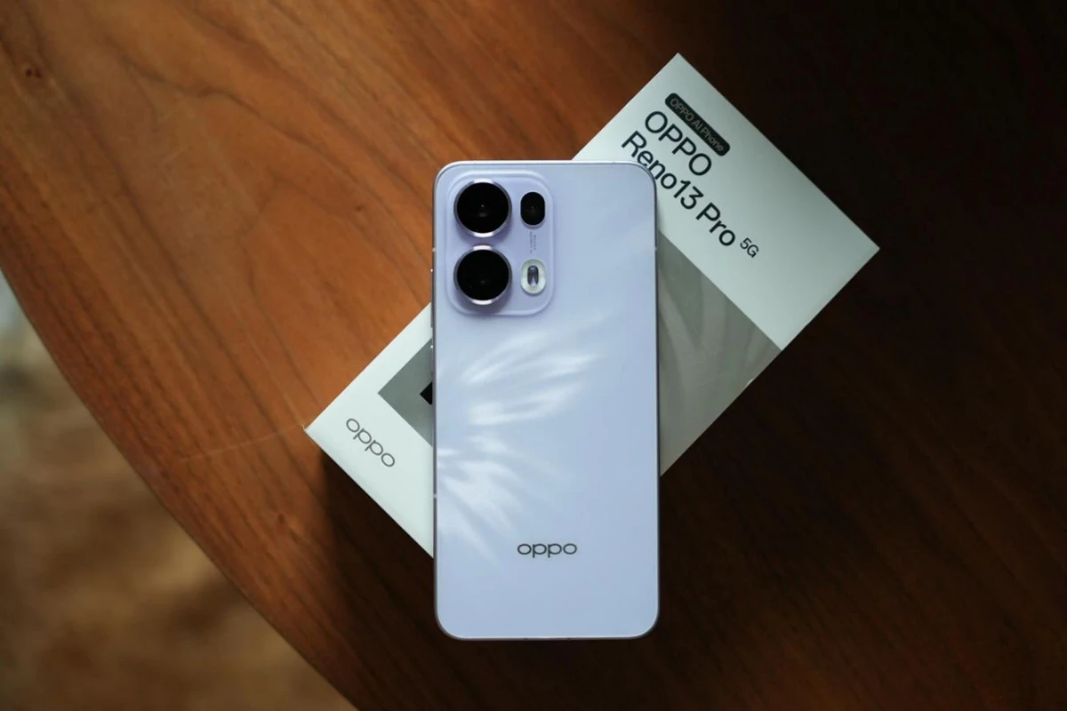 Oppo Reno 13 5G smartphone में मिलेगा 50 MP Ai कैमरा और 6500mah की बैटरी बेहतरीन डिस्काउंट ऑफर पर