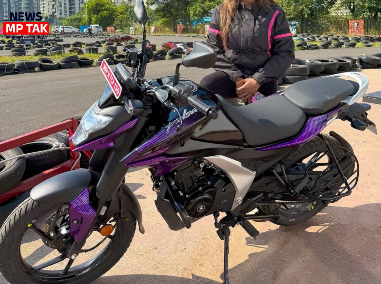 Bajaj Pulsar N125 स्पोर्ट्स बाइक में मिलेगा 65 kmpl का माइलेज और पावरफुल इंजन जाने कीमत