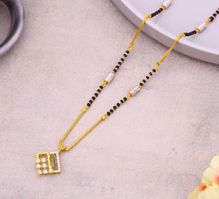 Kala moti stylish mangalsutra : चार्मिंग और बेस्ट लुक पाने के लिए ट्राई करिए यह मंगलसूत्र डिजाइन