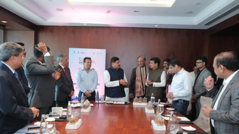 MP News: सीएम मोहन यादव का तीसरा विदेश दौरा दिन दुबई में उद्योगपतियों से मुलाकात अब मेड्रिड रवाना
