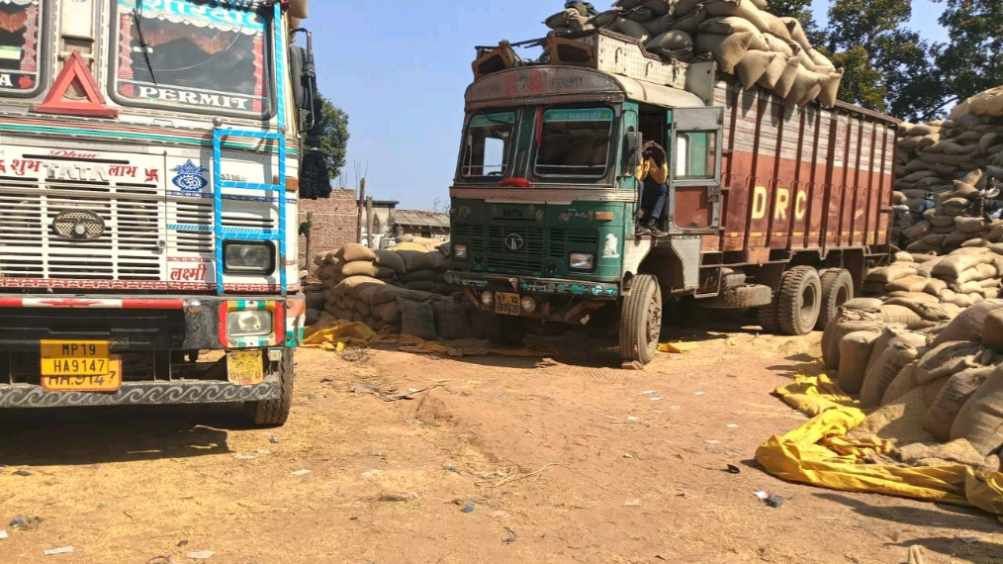 गढ़पुरी धान उपार्जन केंद्र में अब तक 40 हजार क्विंटल से अधिक धान की खरीदी